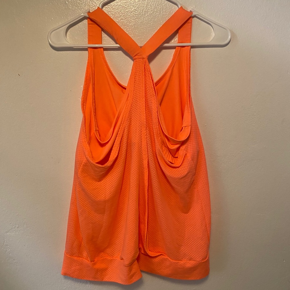 Joe Fresh Razorback Active Tank w/ Built-In Bra - Picture 4 of 7